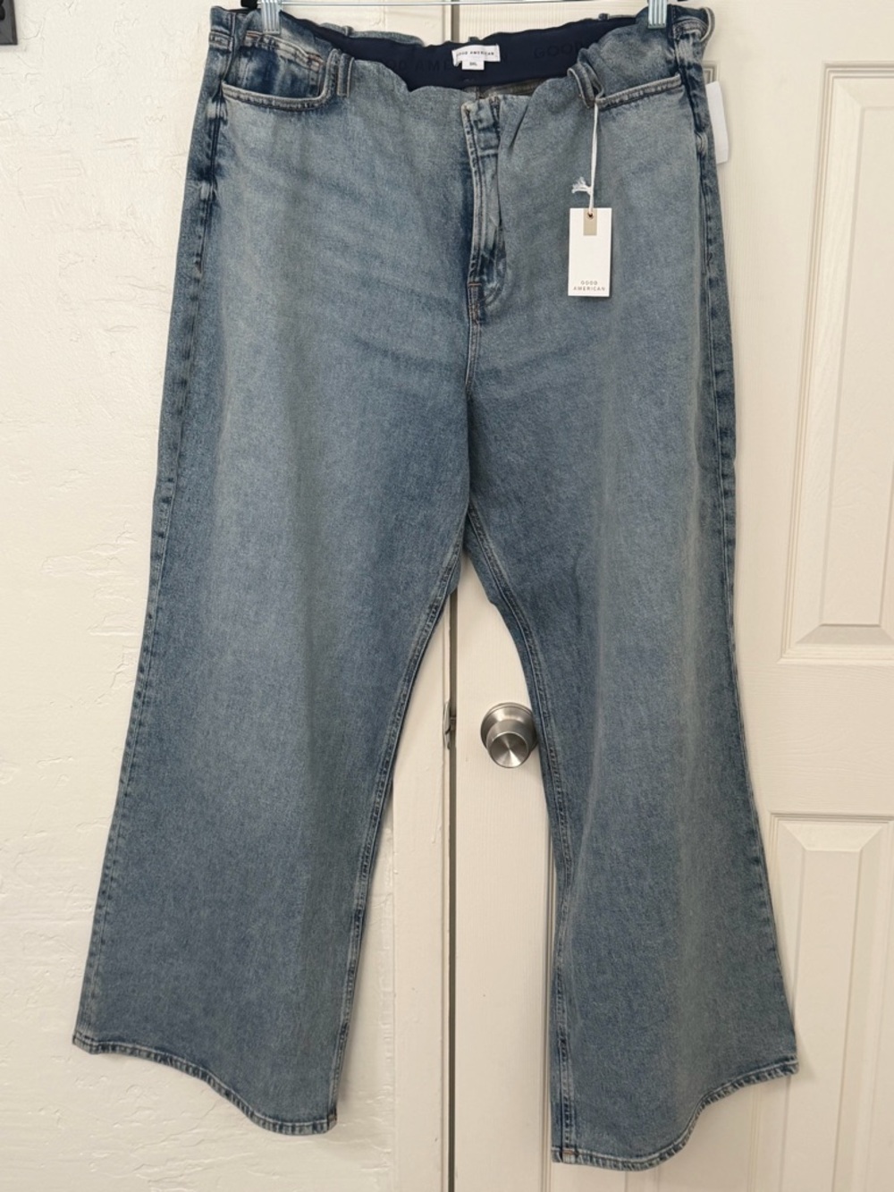 Good American Light Blue Wide-Leg Jeans